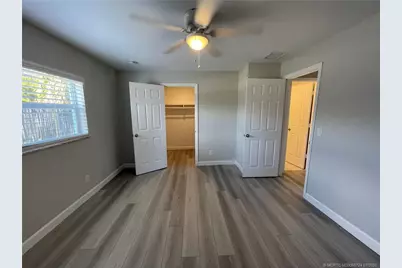 661 Hernando Street #4, Fort Pierce, FL 34949 - Photo 6