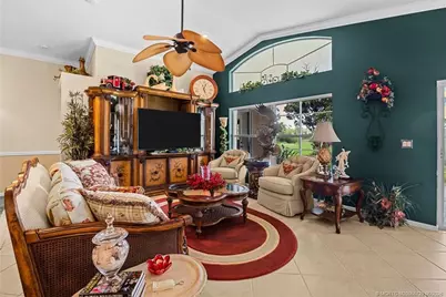 6948 SE Twin Oaks Circle, Stuart, FL 34997 - Photo 8