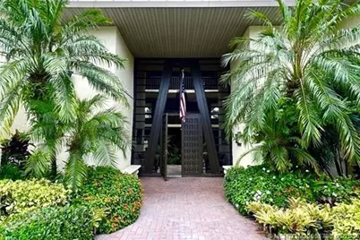 1800 SE Saint Lucie Boulevard #10-207, Stuart, FL 34996 - Photo 16