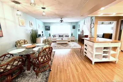 1800 SE Saint Lucie Boulevard #10-207, Stuart, FL 34996 - Photo 4