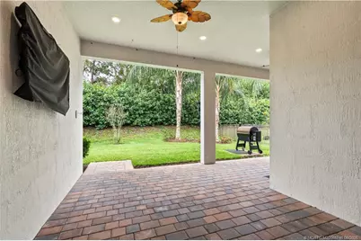 600 SE Villandry Way, Port Saint Lucie, FL 34984 - Photo 40