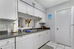3937 NW Cinnamon Tree Cir, Jensen Beach, FL 34957 - Photo 10