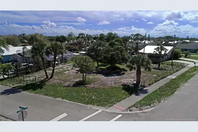 5152 SE Primrose Way, Stuart, FL 34997 - Photo 10