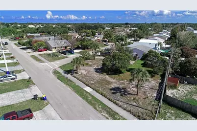 5152 SE Primrose Way, Stuart, FL 34997 - Photo 4