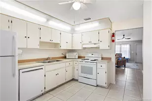8156 SE Villa Way, Hobe Sound, FL 33455 - Photo 10