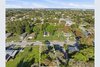 701 N 19th Street, Fort Pierce, FL 34950 - Photo 8