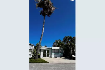 466 Nettles Boulevard, Jensen Beach, FL 34957 - Photo 4