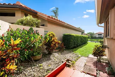 2735 SW Mariposa Circle, Palm City, FL 34990 - Photo 26