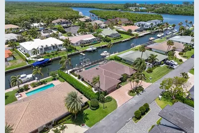 9067 SE Star Island Way, Hobe Sound, FL 33455 - Photo 66