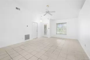 1094 NW 14 Th St, Stuart, FL 34994 - Photo 8