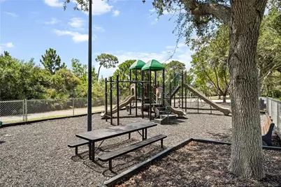 512 NW Sunflower Place, Jensen Beach, FL 34957 - Photo 40