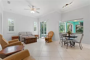 512 NW Sunflower Pl, Jensen Beach, FL 34957 - Photo 14