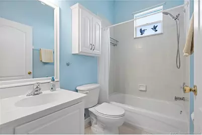512 NW Sunflower Place, Jensen Beach, FL 34957 - Photo 22