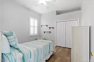 512 NW Sunflower Pl, Jensen Beach, FL 34957 - Photo 22