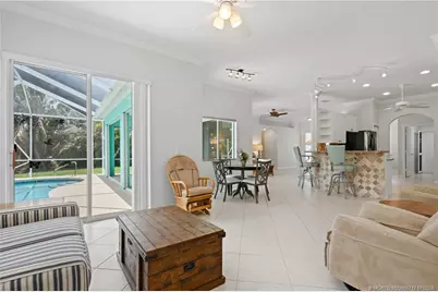 512 NW Sunflower Place, Jensen Beach, FL 34957 - Photo 14