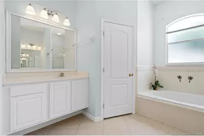 512 NW Sunflower Place, Jensen Beach, FL 34957 - Photo 20