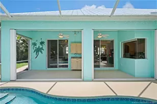 512 NW Sunflower Pl, Jensen Beach, FL 34957 - Photo 30