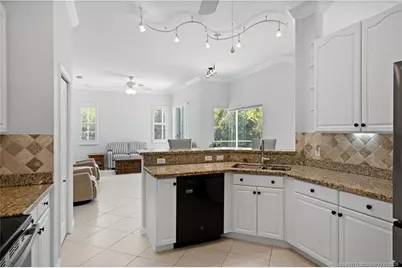 512 NW Sunflower Place, Jensen Beach, FL 34957 - Photo 12