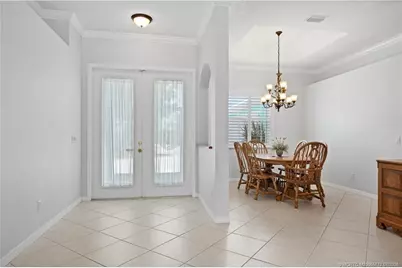 512 NW Sunflower Place, Jensen Beach, FL 34957 - Photo 6