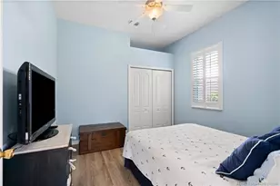 512 NW Sunflower Pl, Jensen Beach, FL 34957 - Photo 24