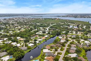 972 SW Hunt Club Cir, Palm City, FL 34990 - Photo 28