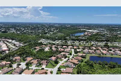2276 NW Diamond Creek Way, Jensen Beach, FL 34957 - Photo 70