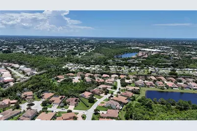2276 NW Diamond Creek Way, Jensen Beach, FL 34957 - Photo 70