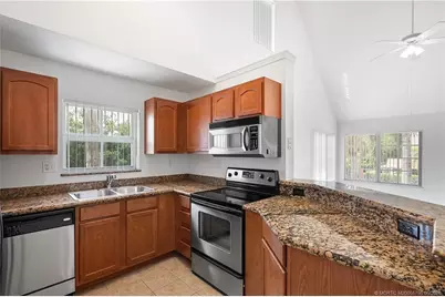 1575 SE Pomeroy Street #8-5, Stuart, FL 34997 - Photo 8