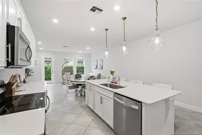 1871 SE Tarni Way, Stuart, FL 34996 - Photo 8