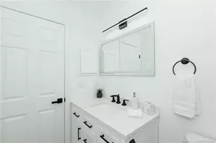 1225 SW Hunnicut Ave SW, Port Saint Lucie, FL 34953 - Photo 36