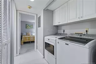 5152 SE Club Way, Stuart, FL 34997 - Photo 32