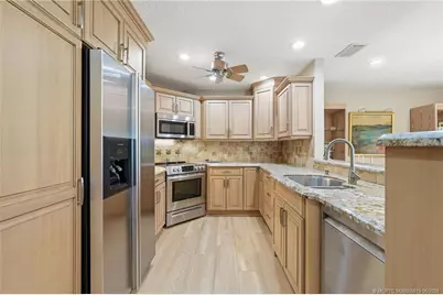 5600 SE Foxcross Place, Stuart, FL 34997 - Photo 18