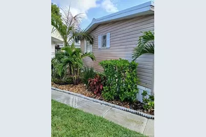 2555 Pga Boulevard #127, Palm Beach Gardens, FL 33410 - Photo 2