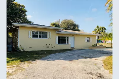 1701 Sunrise Boulevard, Fort Pierce, FL 34950 - Photo 1