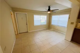 1701 Sunrise Blvd, Fort Pierce, FL 34950 - Photo 10