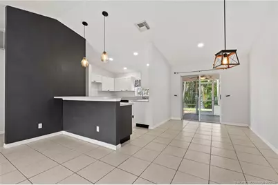 984 NW 16th Place, Stuart, FL 34994 - Photo 10