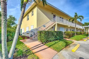 2950 SE Ocean Blvd, Stuart, FL 34996 - Photo 18