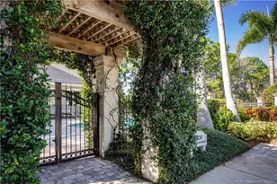 939 SE Willoughby Trace, Stuart, FL 34997 - Photo 2