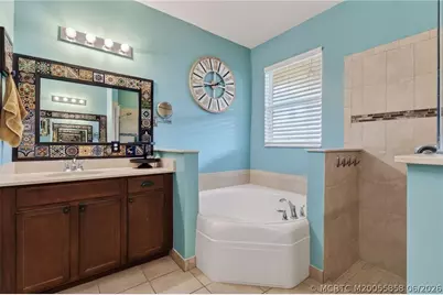 476 NW Windflower Terrace, Jensen Beach, FL 34957 - Photo 18