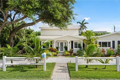 5188 NE Shore Village Terrace, Stuart, FL 34996 - Photo 10