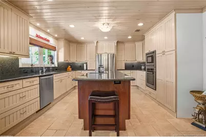 3302 NE Spinnaker Way, Jensen Beach, FL 34957 - Photo 16