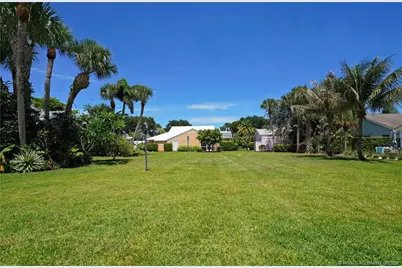 3302 NE Spinnaker Way, Jensen Beach, FL 34957 - Photo 38