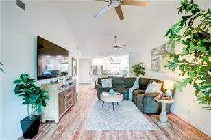 2950 SE Ocean Blvd, Stuart, FL 34996 - Photo 22