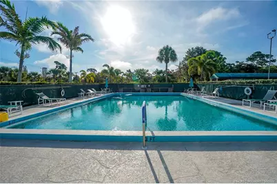 2950 SE Ocean Boulevard #122-6, Stuart, FL 34996 - Photo 4