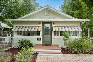 536 SW Halpatiokee St, Stuart, FL 34994 - Photo 2