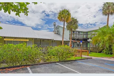 3192 NE Maple Avenue, Jensen Beach, FL 34957 - Photo 2