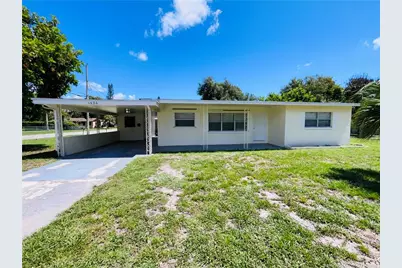 1406 Citrus Avenue, Fort Pierce, FL 34950 - Photo 1