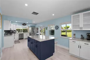 4061 NE Breakwater Dr, Jensen Beach, FL 34957 - Photo 12