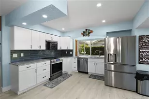 4061 NE Breakwater Dr, Jensen Beach, FL 34957 - Photo 14