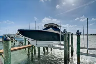 4061 NE Breakwater Dr, Jensen Beach, FL 34957 - Photo 18